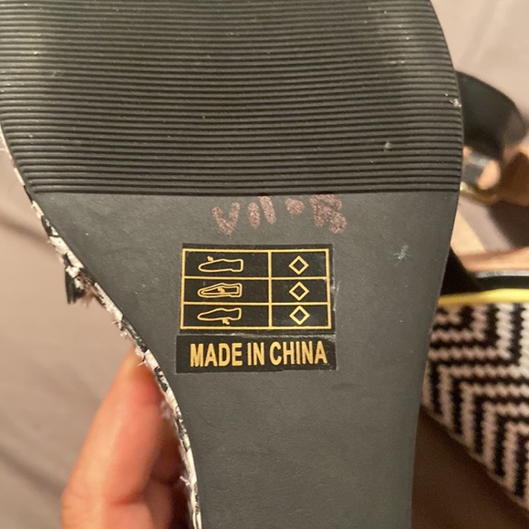 JustFab Kingston Black and White Chevron Raffia Ankle Strap Wedges - Picture 6 of 7